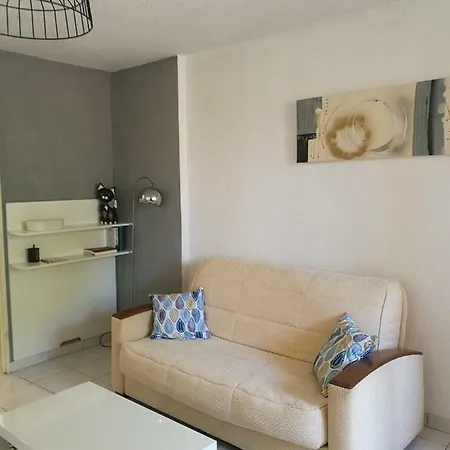 Charmant Studio Pour Vacances A Holiday home *